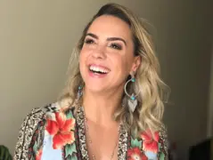 A empresária Juliana Pejon brindou mais um ano de vida no dia 25, cercada pelo carinho de amigos. Veja mais na coluna Jackie Pinheiro