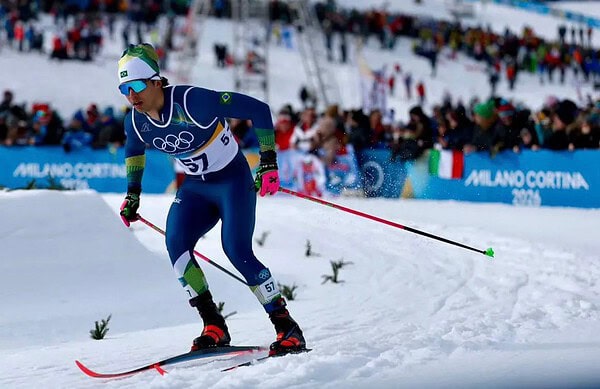 O acreano Manex Silva marca presença histórica nos Jogos Olímpicos de Inverno de Milano‑Cortina