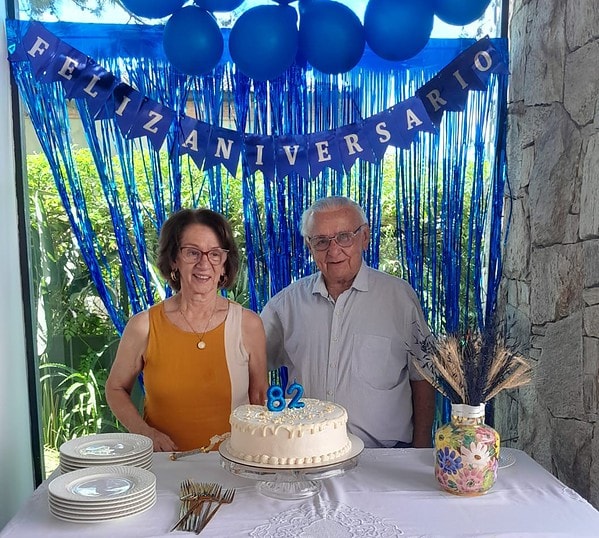 A empresária Juliana Pejon brindou mais um ano de vida no dia 25, cercada pelo carinho de amigos. Veja mais na coluna Jackie Pinheiro