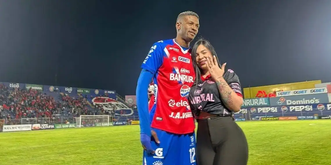 Noivado em campo de futebol termina após três dias do pedido 1 Foto: Reprodução