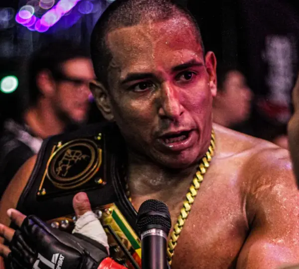 Bruno Mutante disputa cinturão dos médios em evento de MMA neste sábado em Cruzeiro do Sul