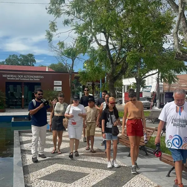 Projeto 'Acreane-se' abre nova temporada de passeios históricos pelas praças de Rio Branco