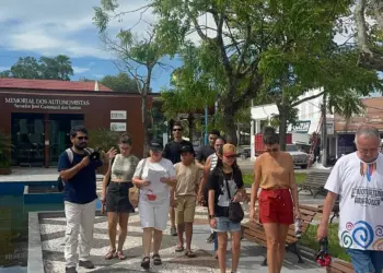 Projeto 'Acreane-se' abre nova temporada de passeios históricos pelas praças de Rio Branco