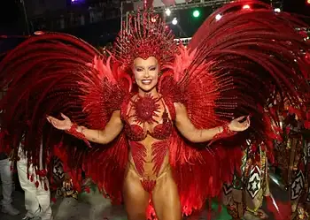 Virginia estreia como rainha de bateria da Grande Rio na Marquês de Sapucaí • Dilson Silva / AgNews