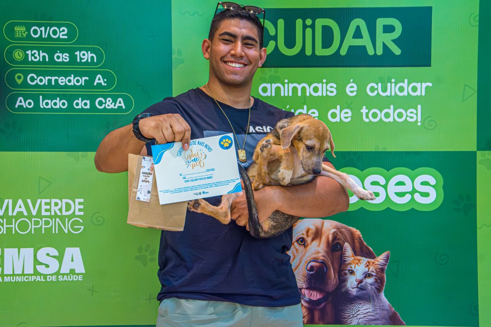 Feira de adoção garante novos lares para pets e vacina quase 200 animais em Rio Branco
