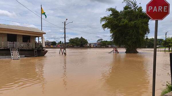 Rio Acre baixa quase um metro em 24 horas e volta a ficar abaixo de 15 metros em Rio Branco