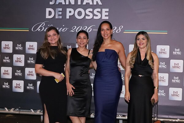 O Ministério Público do Estado do Acre realizou, no último dia 30, a cerimônia de posse do procurador-geral de Justiça, Oswaldo D’Albuquerque Lima Neto