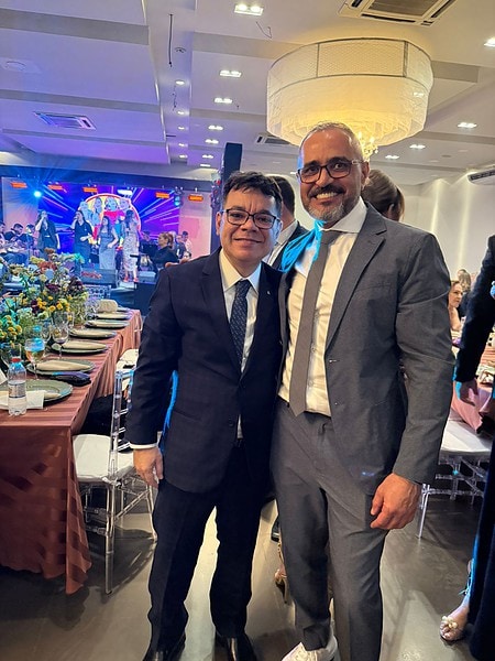 O Ministério Público do Estado do Acre realizou, no último dia 30, a cerimônia de posse do procurador-geral de Justiça, Oswaldo D’Albuquerque Lima Neto