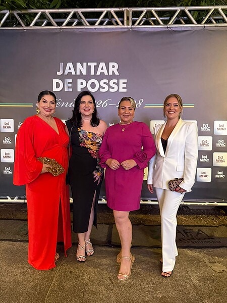 O Ministério Público do Estado do Acre realizou, no último dia 30, a cerimônia de posse do procurador-geral de Justiça, Oswaldo D’Albuquerque Lima Neto