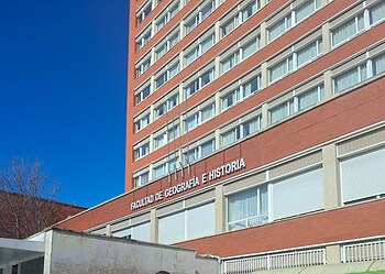 Rodrigo em Universidade da Espanha (Foto: Arquivo Pessoal)