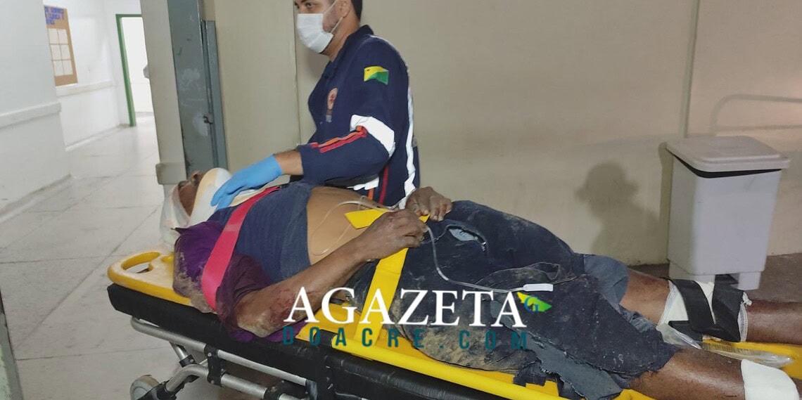 Homem é agredido com golpes de ripa na cabeça em posto de combustível de Rio Branco; veja o vídeo