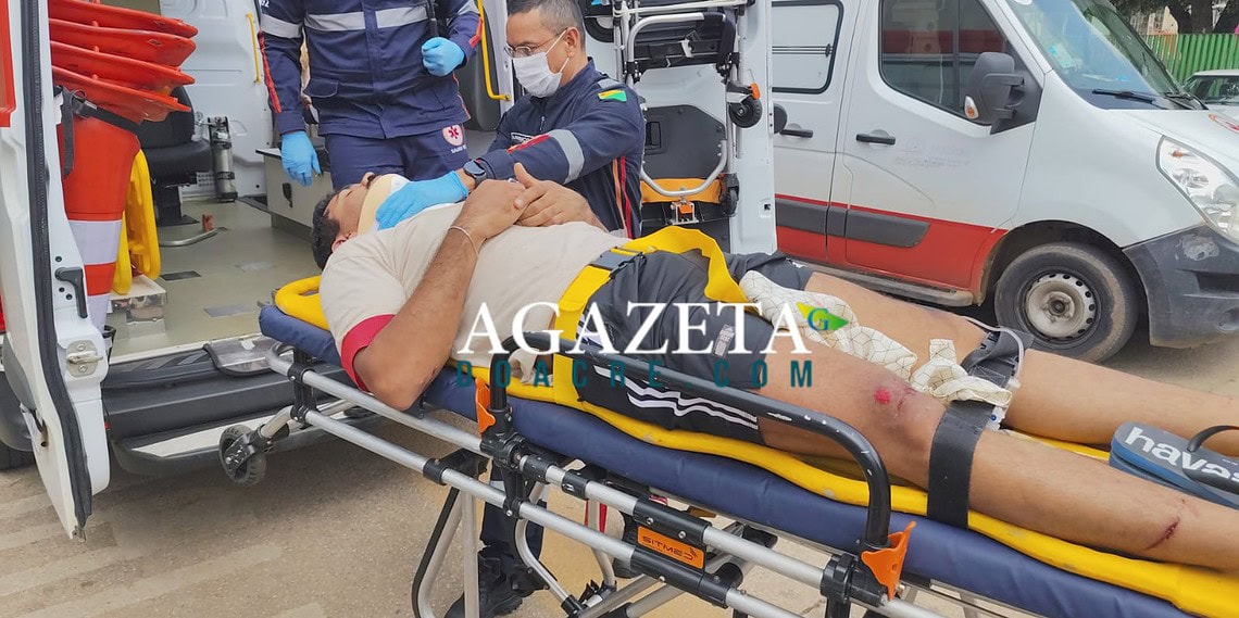 Colisão entre motocicletas deixa três pessoas feridas no bairro Vitória