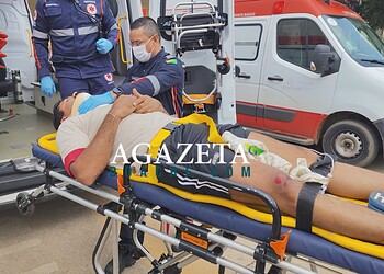 Colisão entre motocicletas deixa três pessoas feridas no bairro Vitória