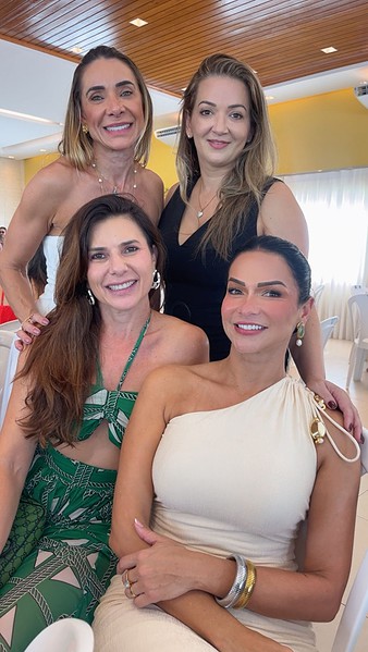 O empresário Tiago Viana reuniu amigos e familiares para comemorar a chegada dos seus 46 anos no Swiss Park