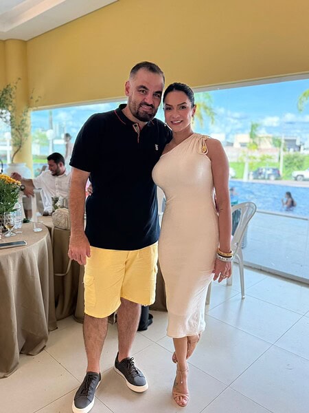 O empresário Tiago Viana reuniu amigos e familiares para comemorar a chegada dos seus 46 anos no Swiss Park