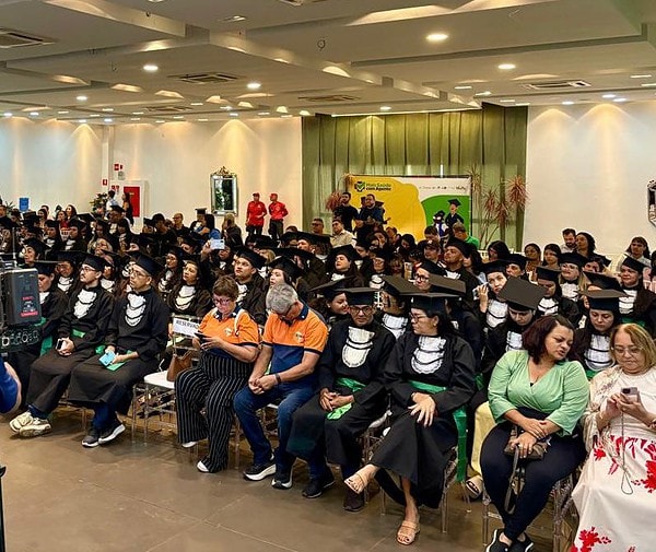 No Acre, Ministério da Saúde diploma 573 Agentes de Saúde e de Endemias