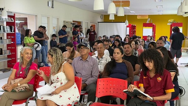 Cursos gratuitos da Escola de Música do Acre atraem grande procura e mais de 150 fichas são distribuídas