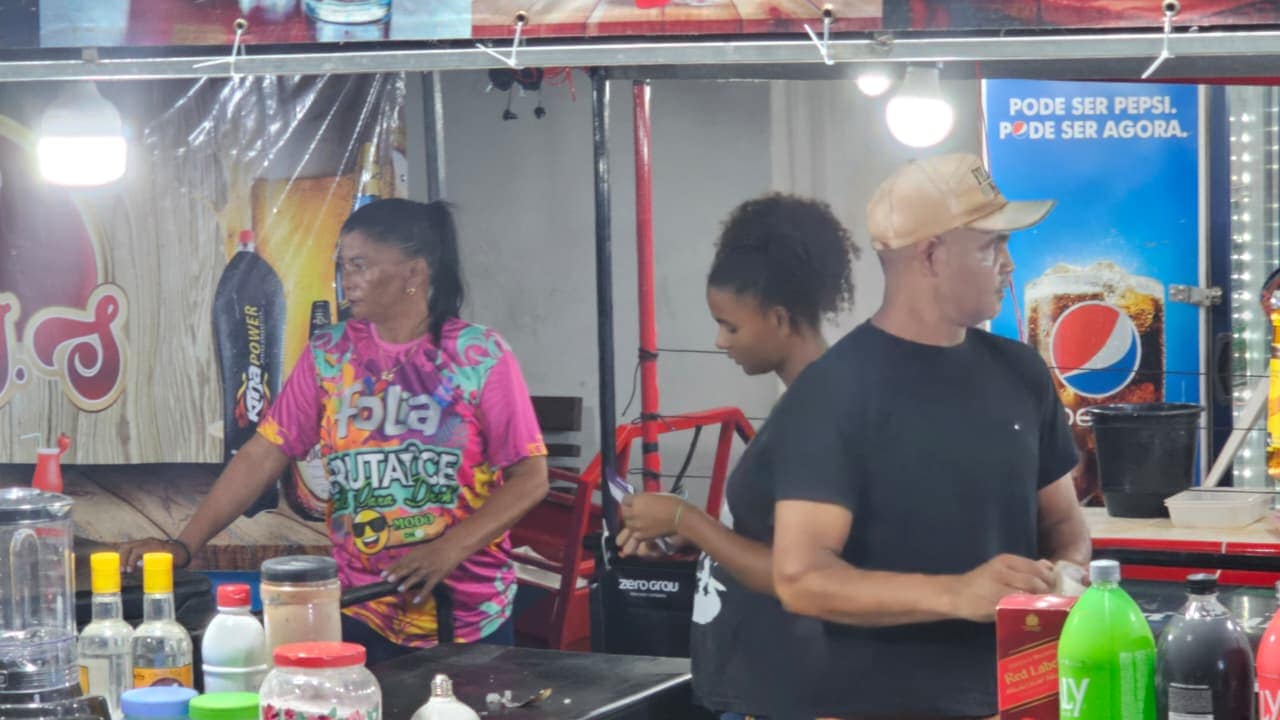 Comerciantes apostam em aumento nas vendas com abertura do Carnaval em Rio Branco