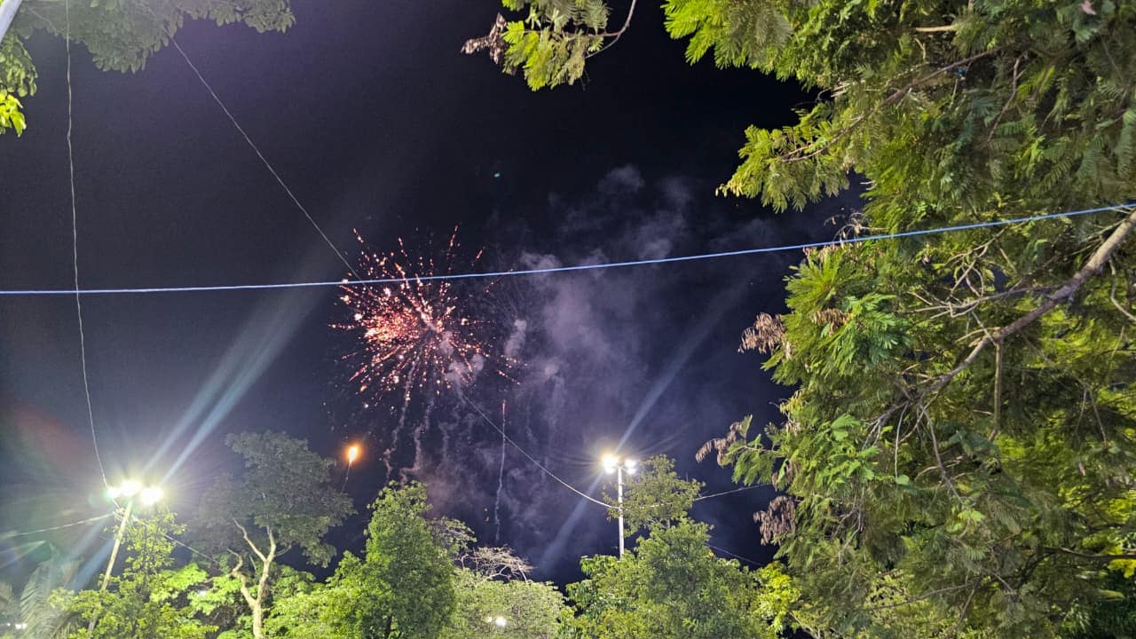 Queima de fogos marca abertura do Carnaval 2026 em Rio Branco 2 Queima de fogos marca abertura do Carnaval 2026 em Rio Branco