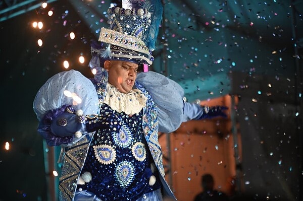 Candidatos a Rei Momo se apresentam na primeira noite do Carnaval em Rio Branco; FOTOS