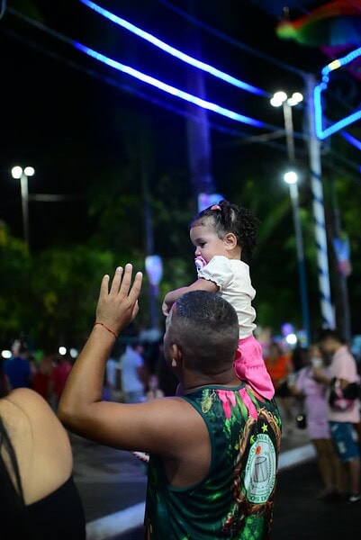 Carnaval 2026 começa com shows, fogos e escolha da realeza em Rio Branco; veja fotos 2 Carnaval 2026 começa com shows, fogos e escolha da realeza em Rio Branco; veja fotos