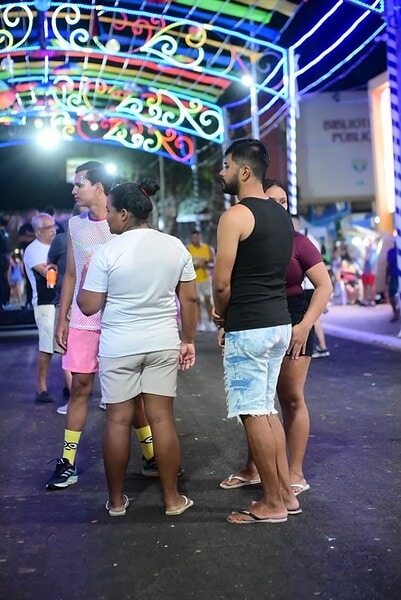 Carnaval 2026 começa com shows, fogos e escolha da realeza em Rio Branco; veja fotos 7 Carnaval 2026 começa com shows, fogos e escolha da realeza em Rio Branco; veja fotos