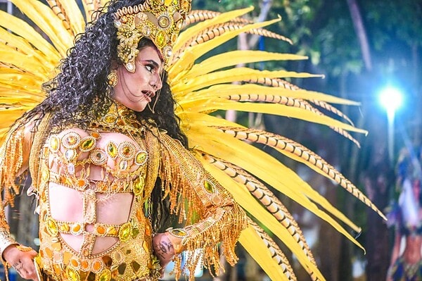 FOTOS: Quatro candidatas disputam o título de Rainha Gay do Carnaval 2026; confira