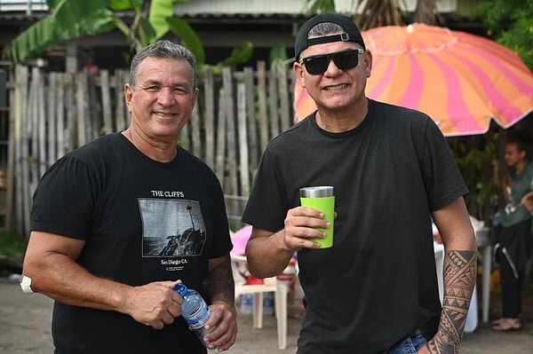 FOTOS: Multidão toma ruas do Tucumã com bloco Vai Quem Quer no Carnaval de Rio Branco
