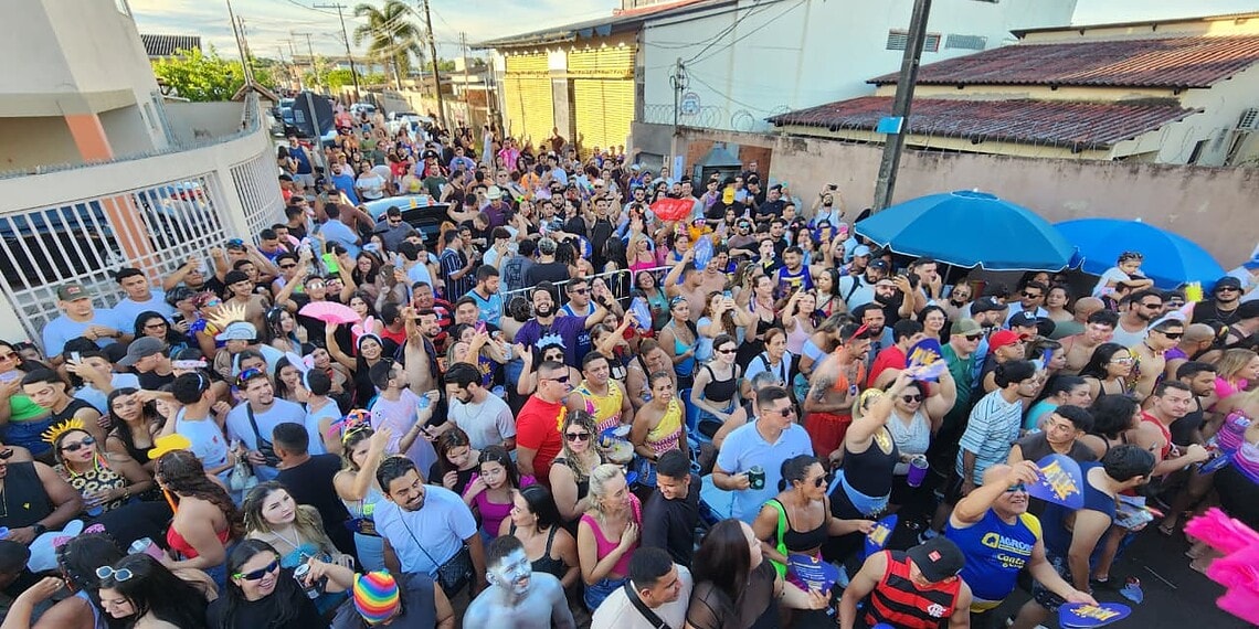 FOTOS: Multidão toma ruas do Tucumã com bloco Vai Quem Quer no Carnaval de Rio Branco 1 Foto: Juan Vicent Diaz
