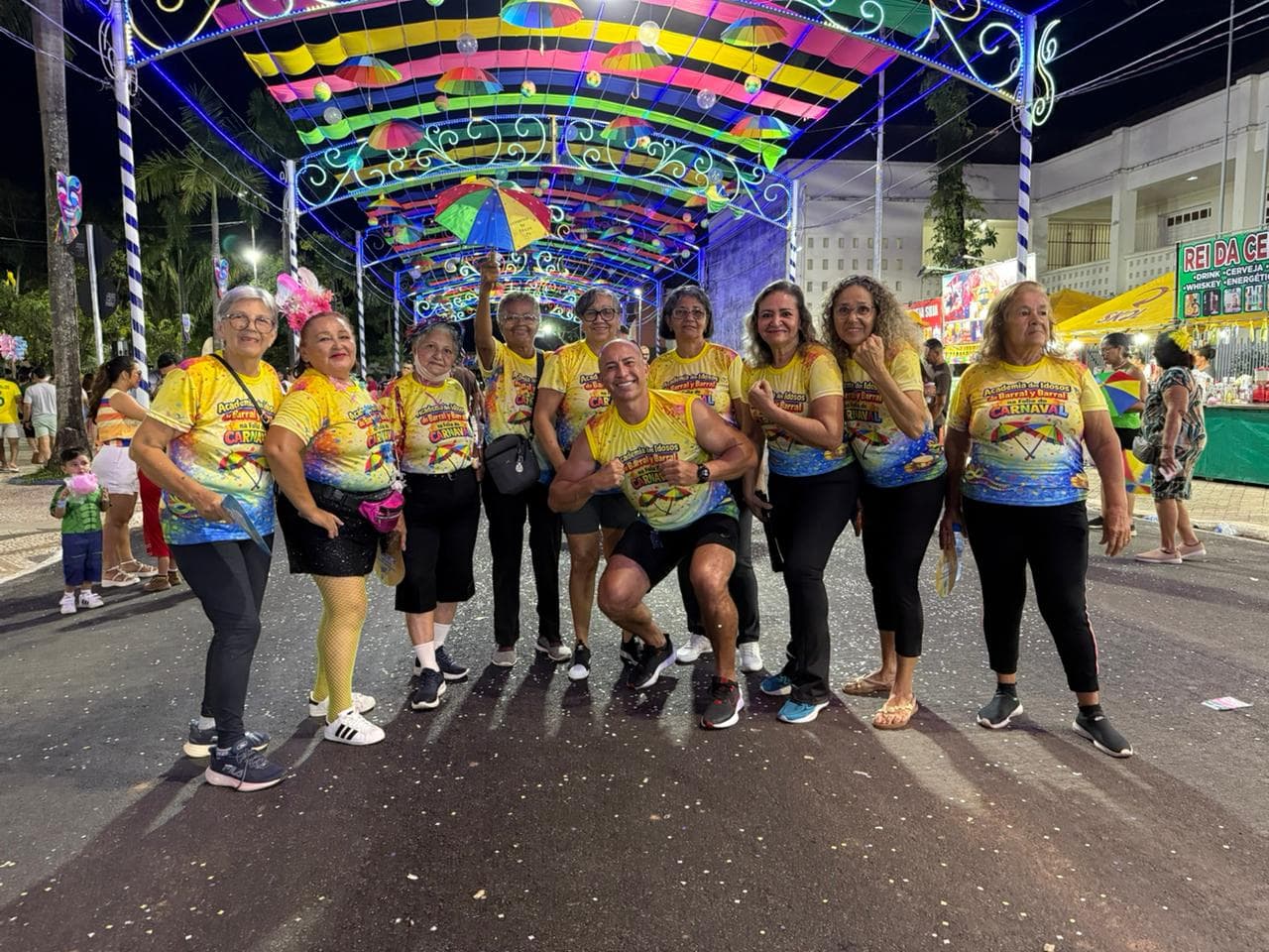 Idosos da Academia de Saúde do Barral y Barral dão lição de alegria no Carnaval de Rio Branco 1 Idosos da Academia de Saúde do Barral y Barral dão lição de alegria no Carnaval de Rio Branco