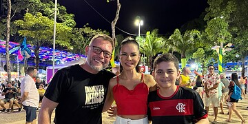 Vice-prefeito Alysson Bestene e a família (Foto: Kauã Lucas)