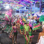 GALERIA DE FOTOS: Perdeu o desfile do Unidos do Fuxico? Veja os destaques da abertura do concurso de blocos 2 GALERIA DE FOTOS: Perdeu o desfile do Unidos do Fuxico? Veja os destaques da abertura do concurso de blocos