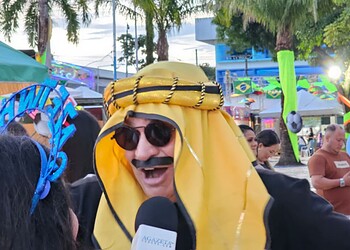 Entre a tradição e a primeira vez: foliões celebram retorno dos desfiles em Rio Branco