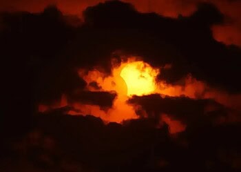 Eclipse parcial do Sol visto em São Paulo em 2024  • Foto: Paulo Pinto/Agência Brasil