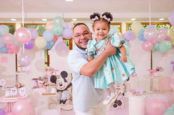 A pequena Maria Clara Rebecca comemorou seus dois aninhos em grande estilo