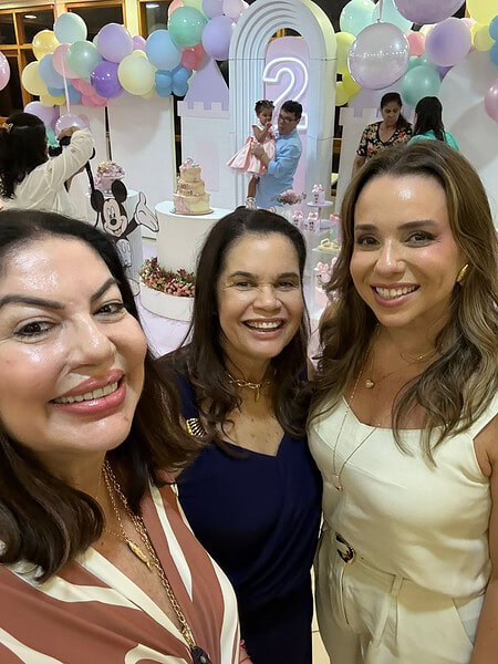 A pequena Maria Clara Rebecca comemorou seus dois aninhos em grande estilo