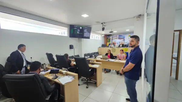 Câmara convoca audiência com empresa de ônibus em meio à renovação emergencial do transporte em Rio Branco