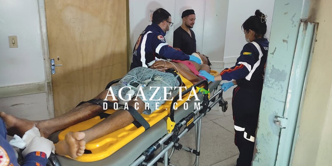Jovem é ferido com golpe de facão na Baixada da Sobral