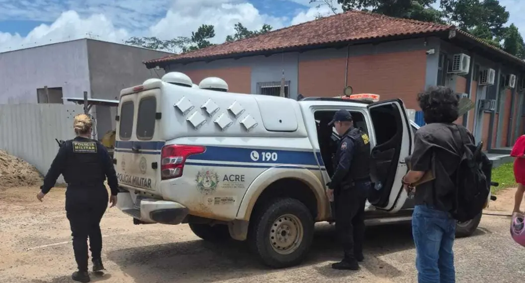A polícia foi acionada para que os professores fossem realizar depoimento. Foto: Cedida
