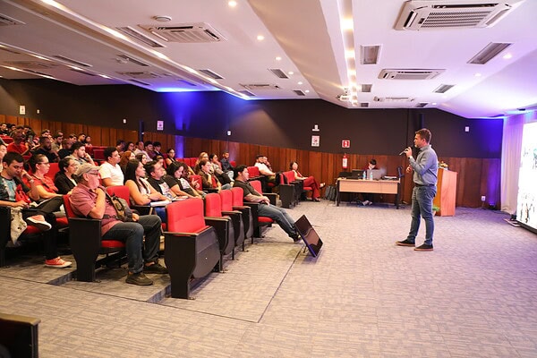 Sebrae abre inscrições para credenciamento de consultores e instrutores