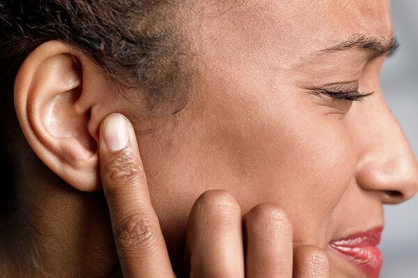 Otorrinolaringologista aponta as principais causas de surdez evitável