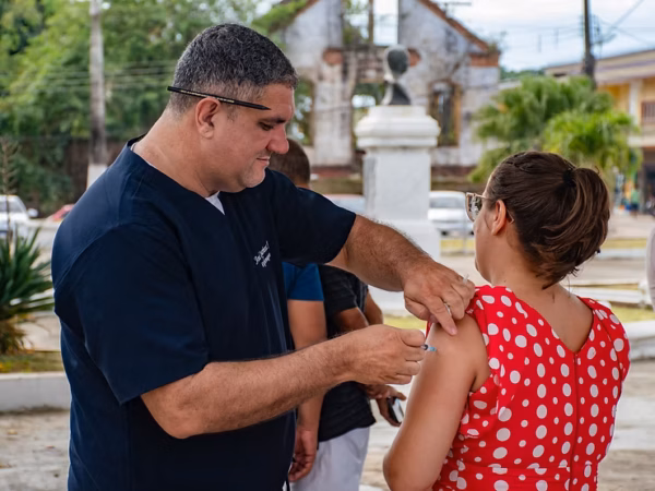 Cruzeiro do Sul intensifica vacinação contra meningite, pneumonia e gripe nas unidades de saúde