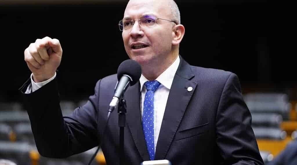 Progressistas abre processo disciplinar contra Gerlen Diniz após confusão em Sena Madureira