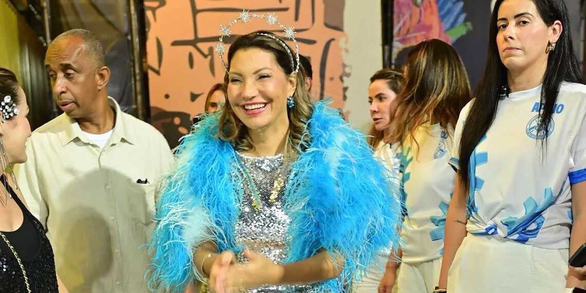 Janja diz que desistiu de desfilar para evitar "perseguição" a escola