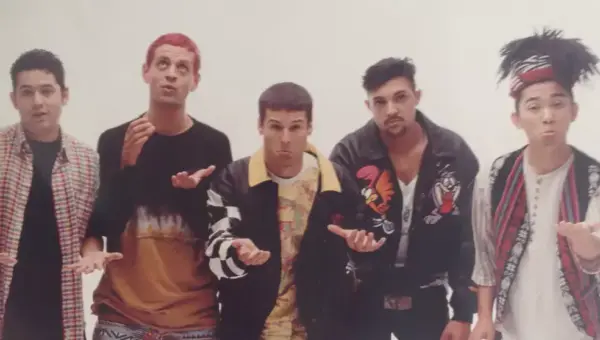 Corpos dos Mamonas Assassinas são exumados para criação de memorial em Guarulhos, em SP