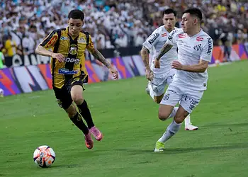 Neymar cometeu o erro crucial para a derrota. Foto: Reprodução