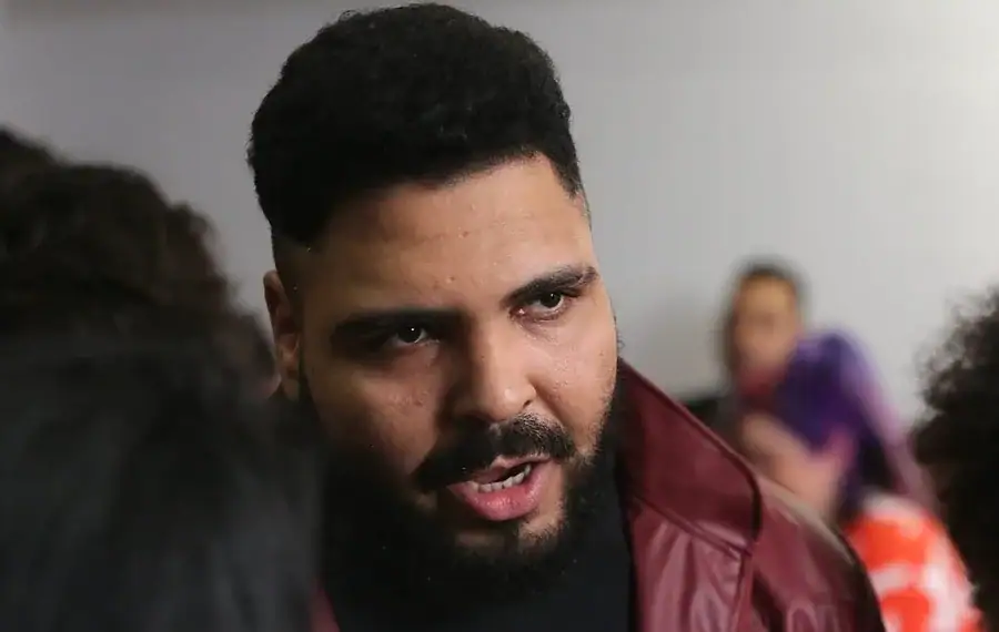 Açougueiro grava Paulo Vieira com câmera escondida e ator se revolta