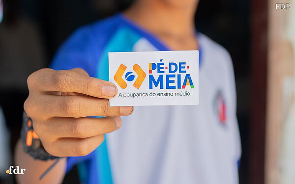 Pé-de-Meia: Pagamento de R$ 1.200 continua nesta sexta; veja quem recebe hoje