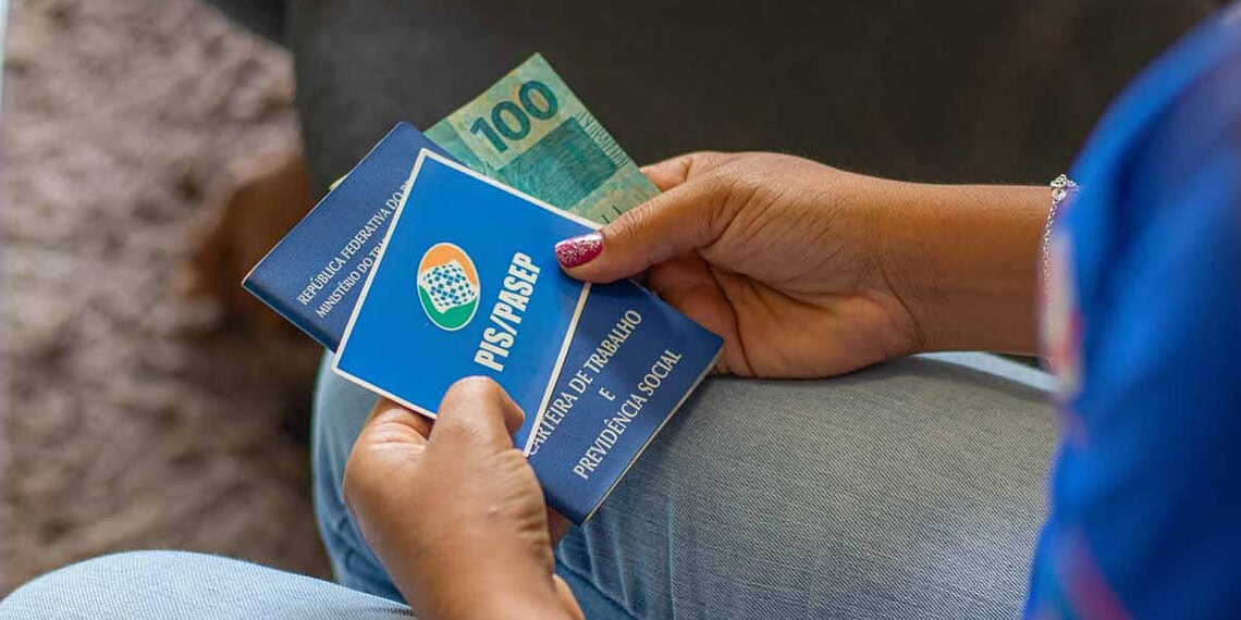 Trabalhei 15 dias: Tenho direito ao abono PIS/PASEP de R$ 1.621? Veja a regra
(Imagem:  Jeane de Oliveira/ FDR)