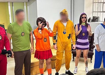 Policiais fantasiados de turma do Scooby-Doo prendem suspeitos de furto de celulares 1 Policiais do DHPP fantasiados de turma do Scooby-Doo — Foto: Divulgação/SSP-SP